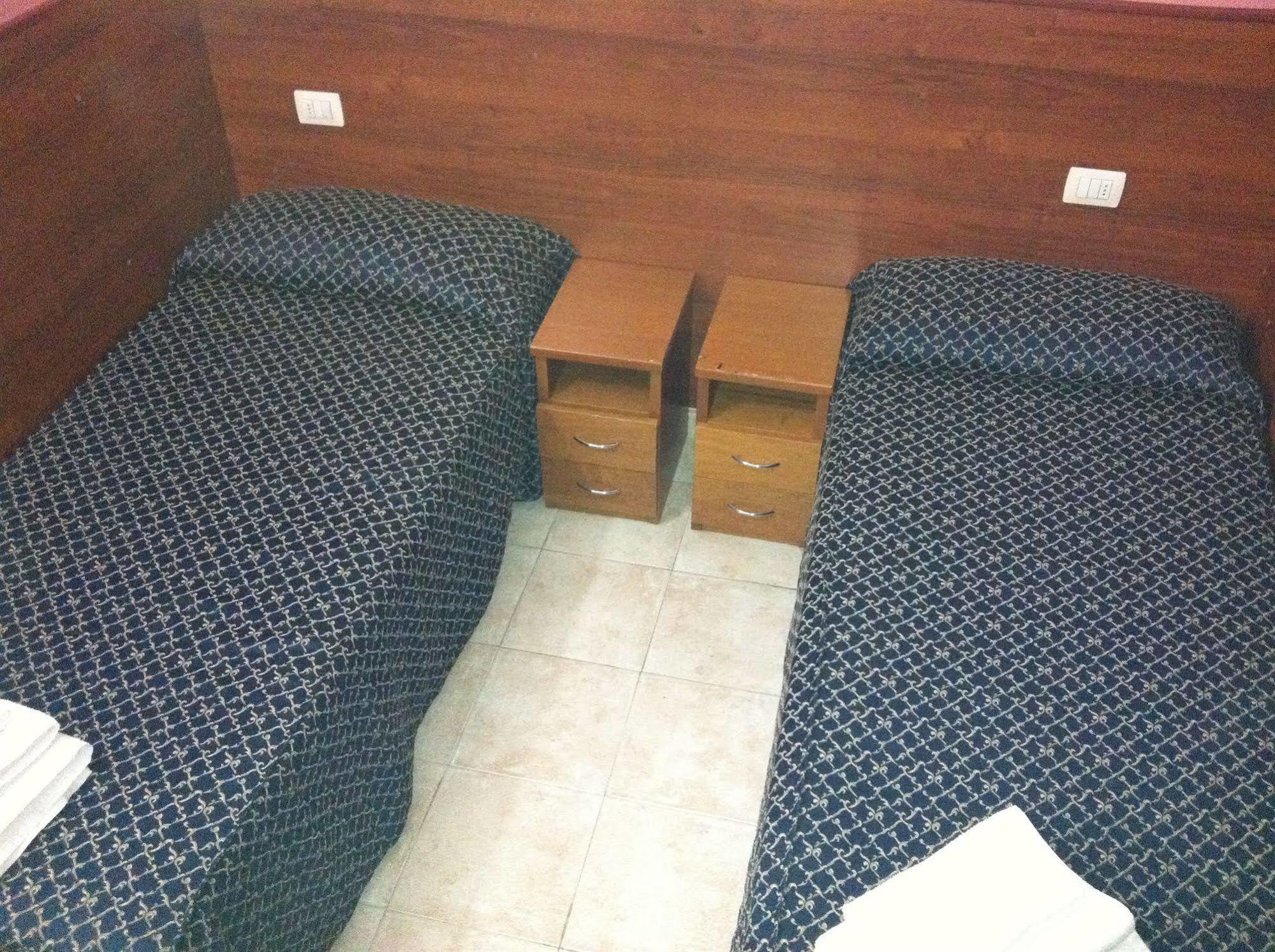 奥雷利亚酒店 米兰 外观 照片